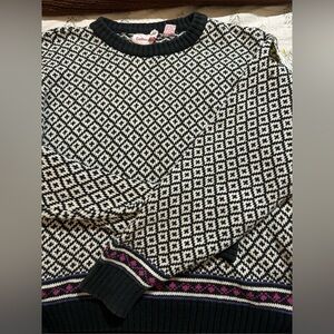 Vintage America Black and White Diamond Pattern Sweater